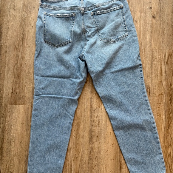 Old Navy OG Straight Jean - Picture 2 of 3